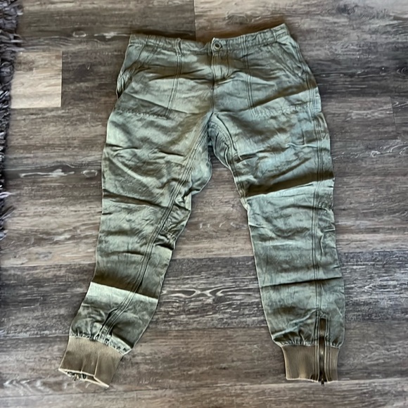 Old Navy linen Jogger Pants ((size 2)) zipper at ankle. - Picture 1 of 8